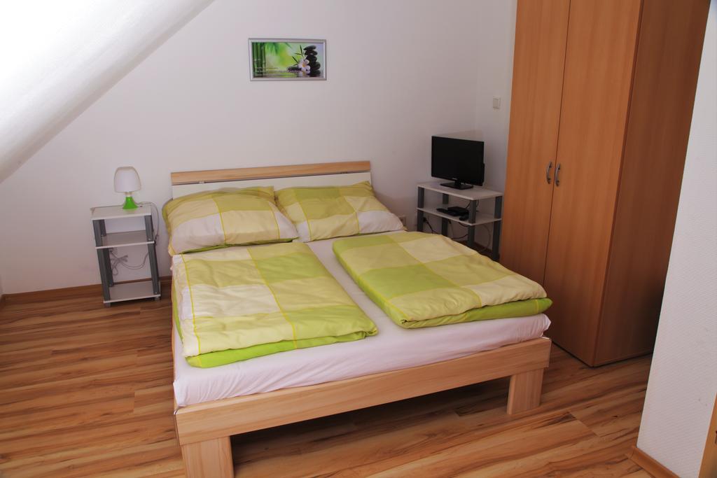 Pension Haus Kassel Fuldatal Экстерьер фото